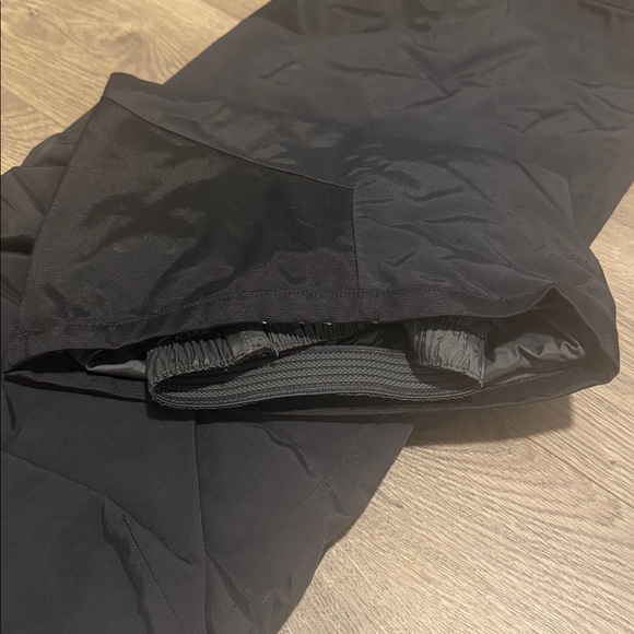 The North Face XL HyVent Insulted  Snow & Waterproof Pants - Picture 6 of 8